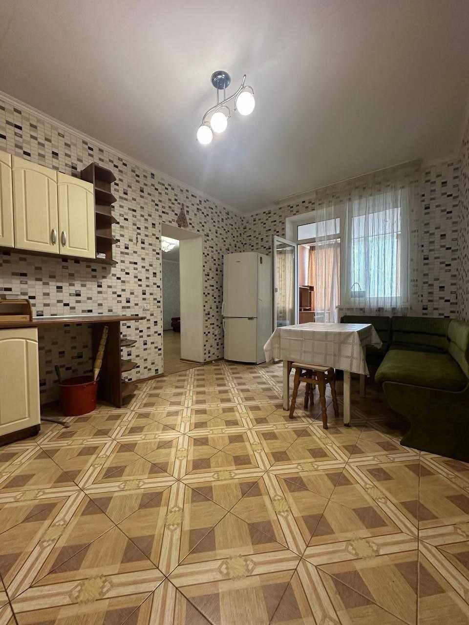 3к.кв с большой кухней