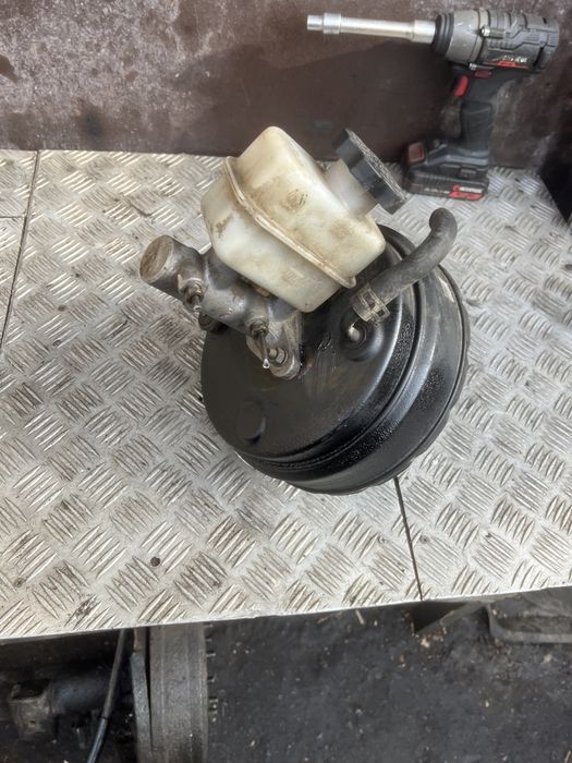 Главный тормозной вакуумный  хюндай терракан hyundai terracan