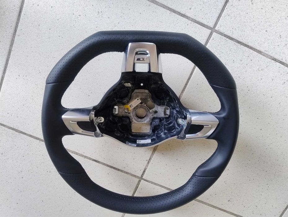 Kierownica R-Line Nowa Czarna Skóra   VW golf Scirocco Polo 6R