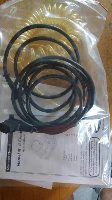 Koncentrator tlenu ze stacja nabijania butli tlenowych Homefill