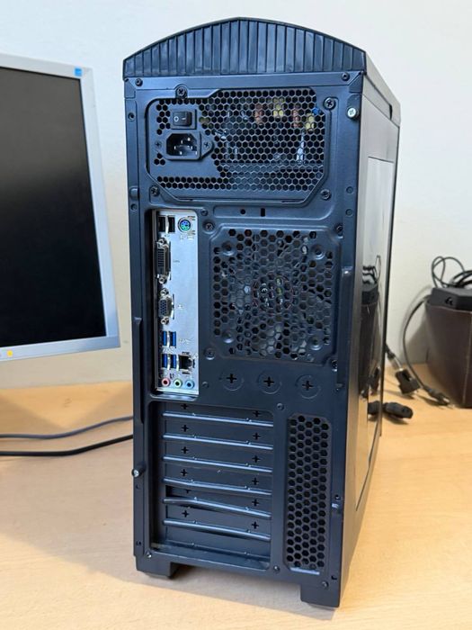 Ігровий комп’ютер Ryzen 3 2200G / 8 ГБ / HDD 471 ГБ