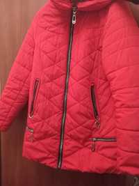 Червона зимова куртка 52 розмір