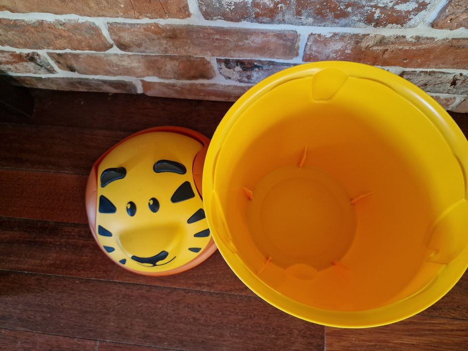 Kosz kubeł na śmieci Lew Ikea Curver
