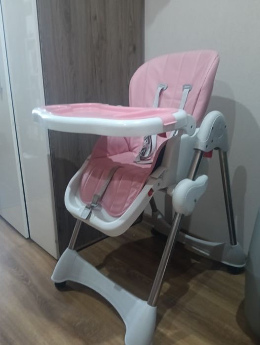 Krzesełko do karmienia dziecka