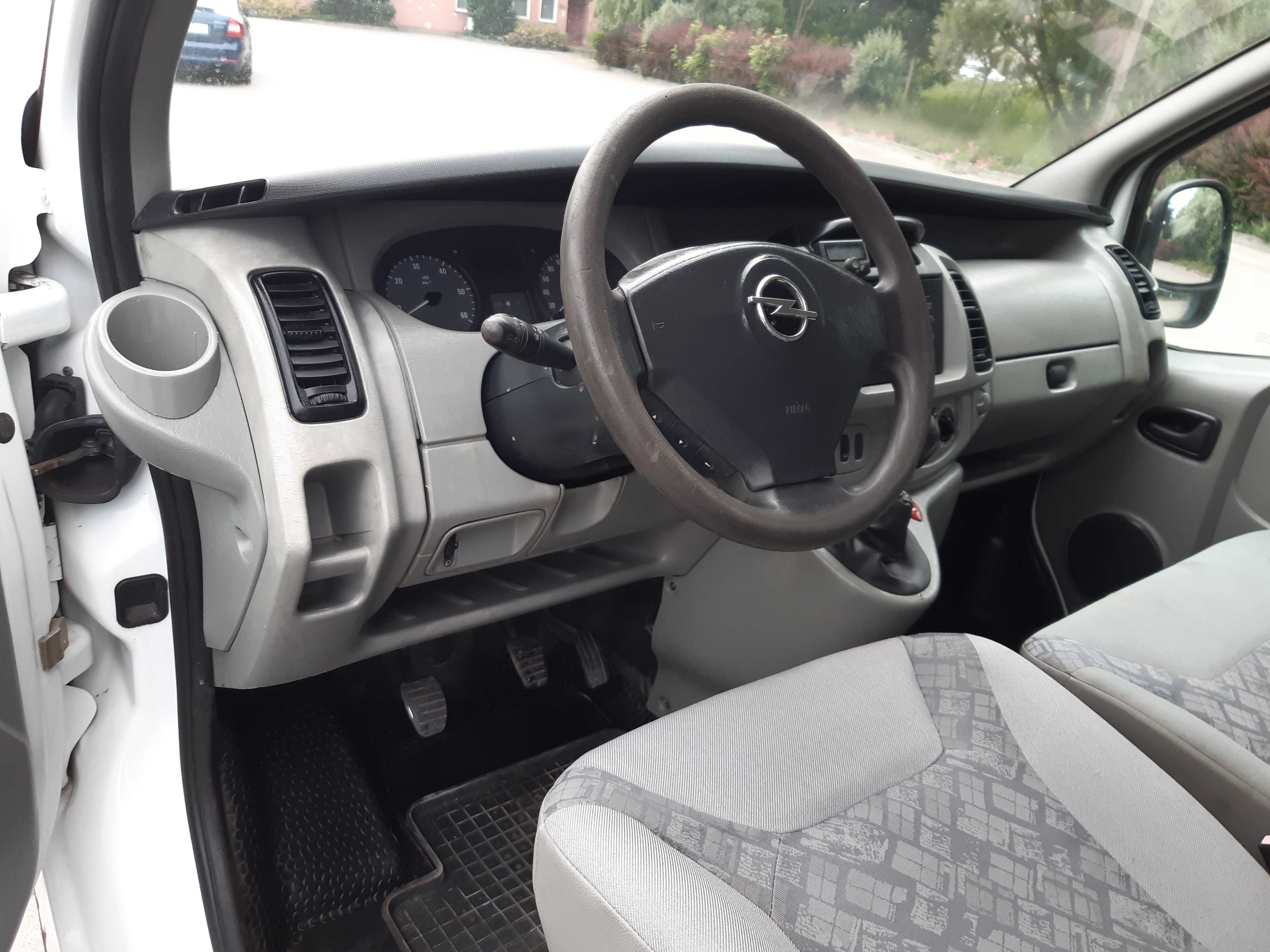 Vivaro 1,9 CDTI 101 KM L2H1 Long klima hak nowe sprzęgło