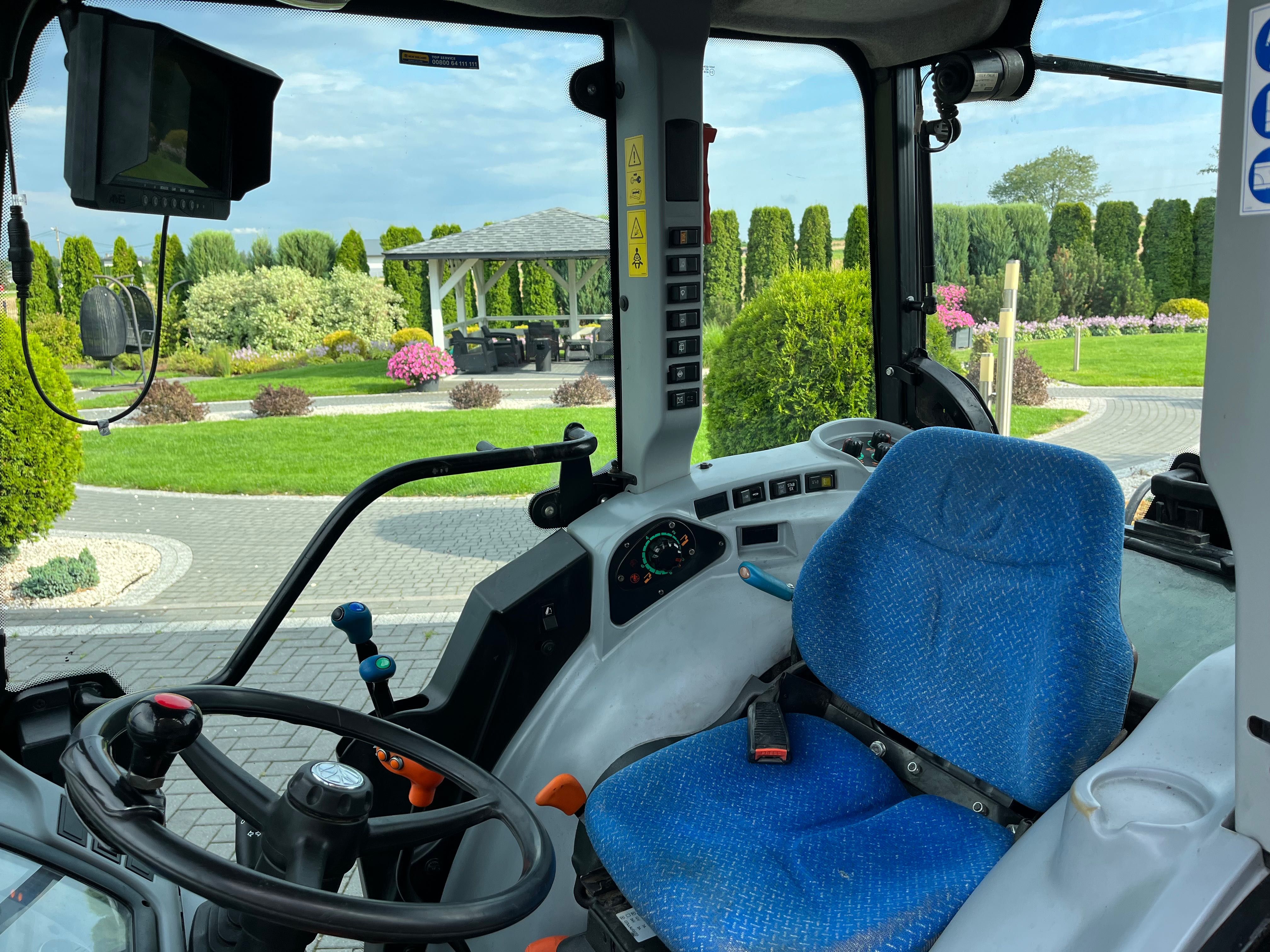 New Holland T4.105V Super Stan ciągnik sadowniczy