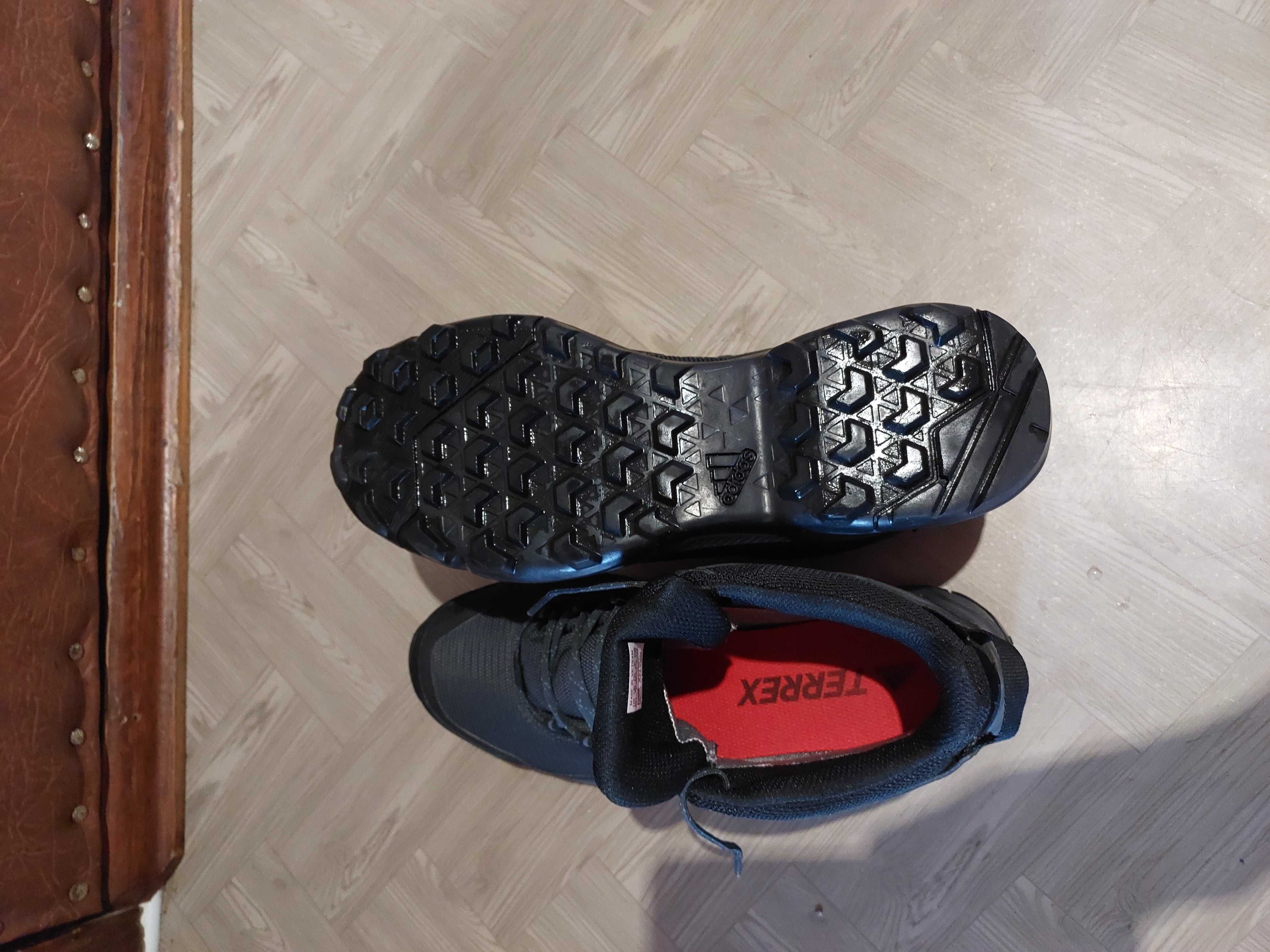 Чоловічі ботинки-красовки Adidas