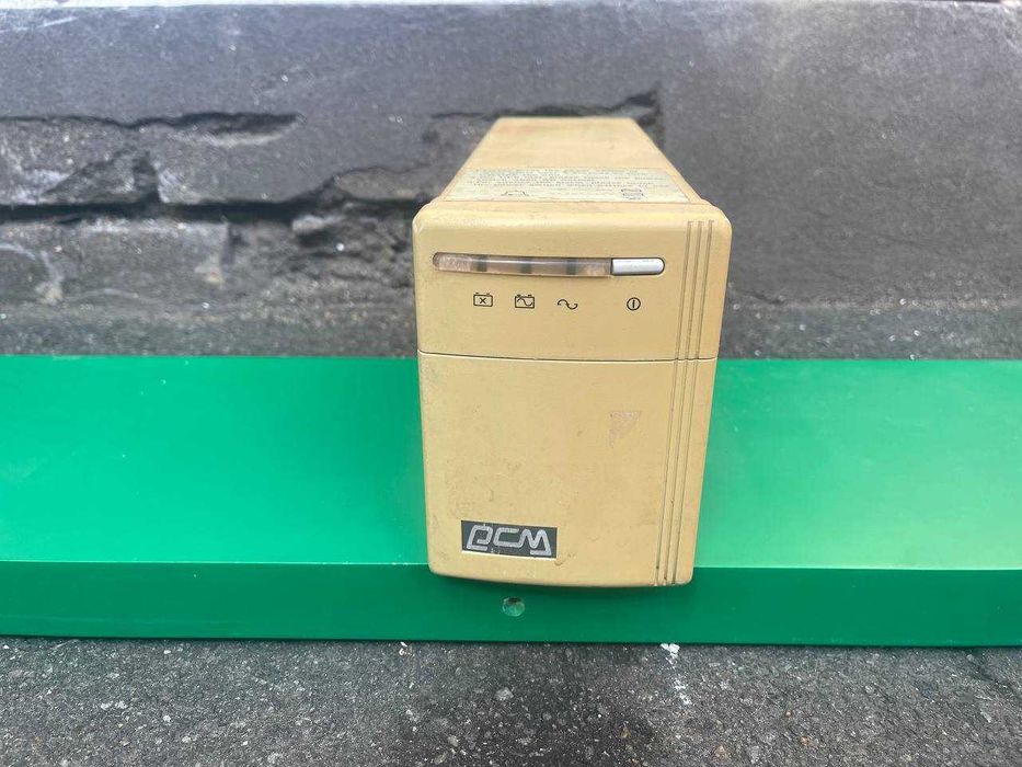 ИБП Бесперебойник Powercom KIN-425AP. Без аккумулятора