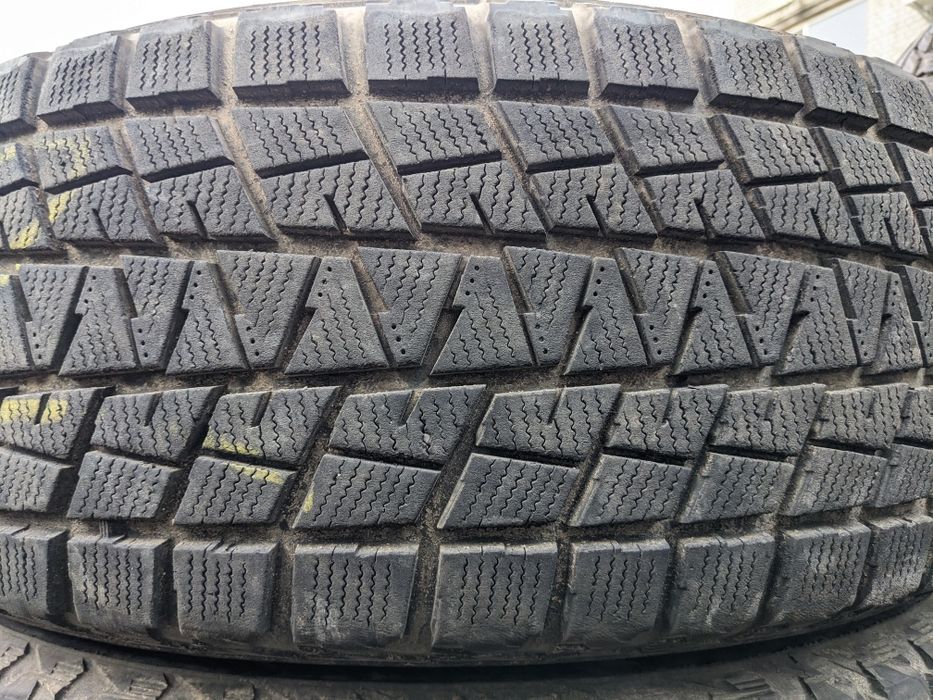275/65R17 Bridgestone Blizzak 2 шт