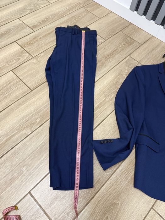 Чоловічий костюм синій розмір М