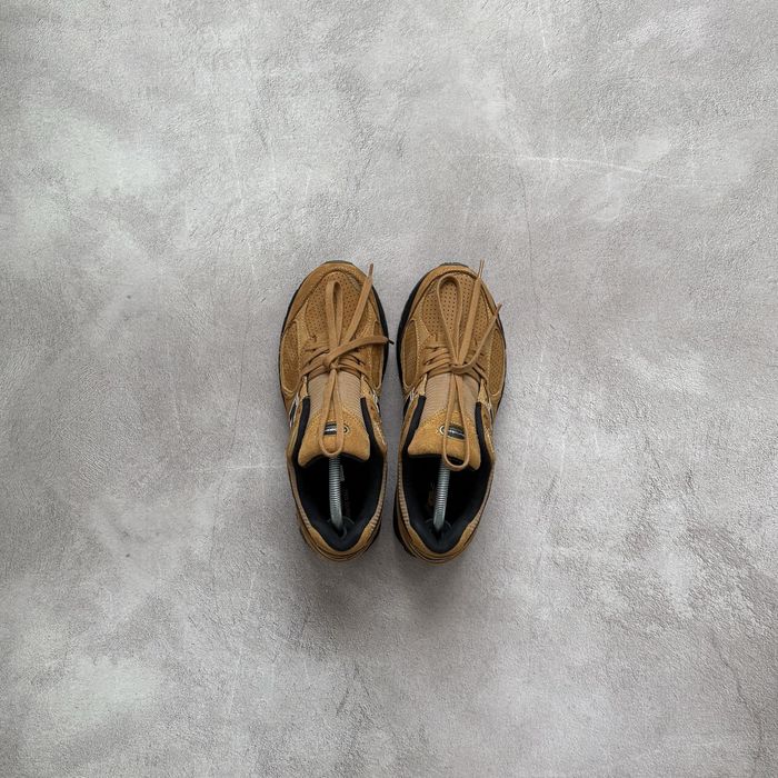 New Balance 2002R Brown Tobacco