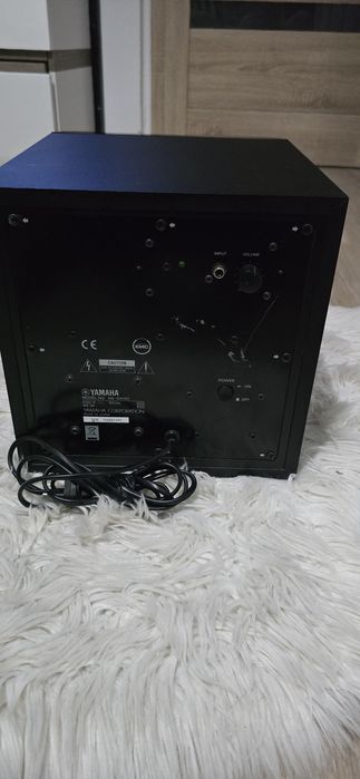 Subwoofer aktywny z głośnikami 5.1 Yamaha
