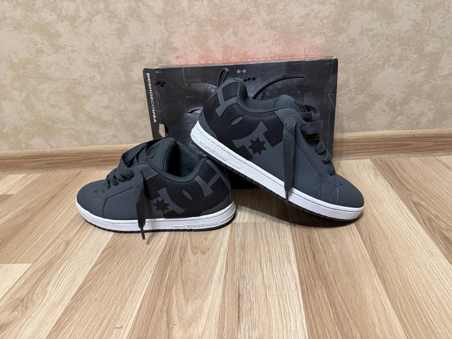 DC Shoes размер 44 28см в идеальном состоянии