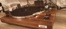Gramofon Akai AP 100c Japan + Yaqin