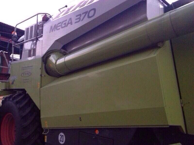 Claas Mega 370 Комбайн