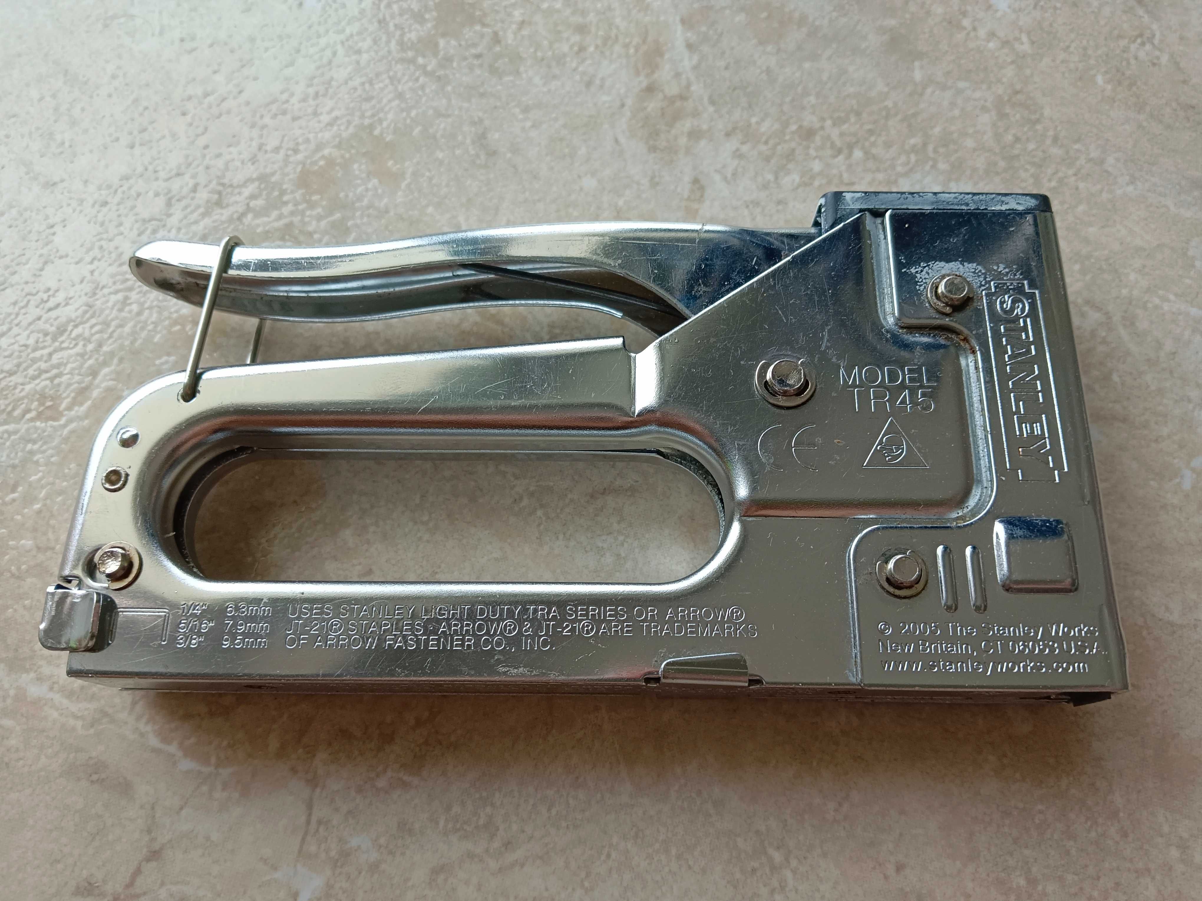 Agrafador Stanley TR45