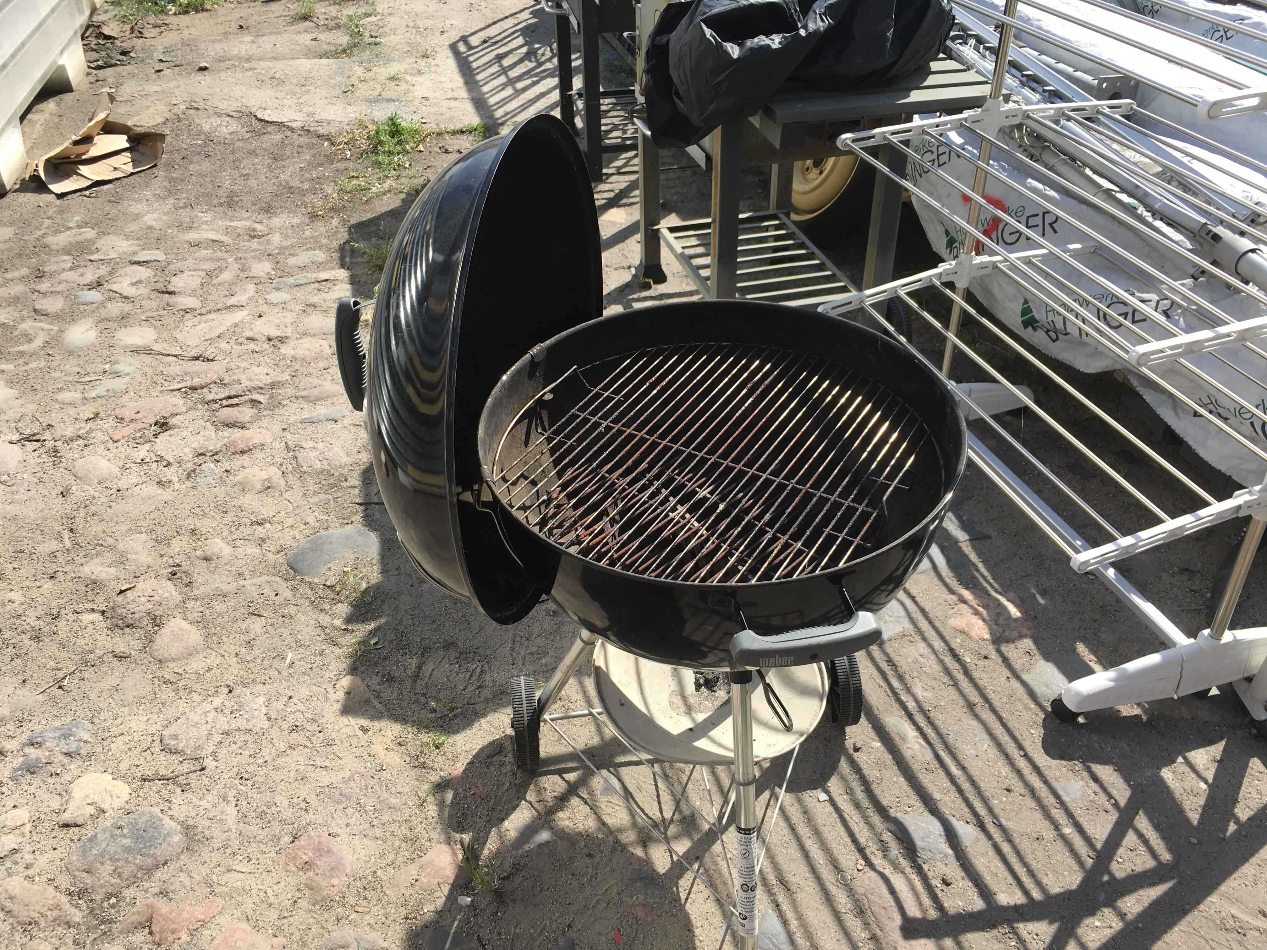 Grill węglowy Weber