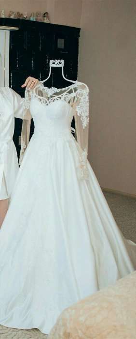 Свадебное платье/ весільна сукня, атласное кружывное платье с рукавами