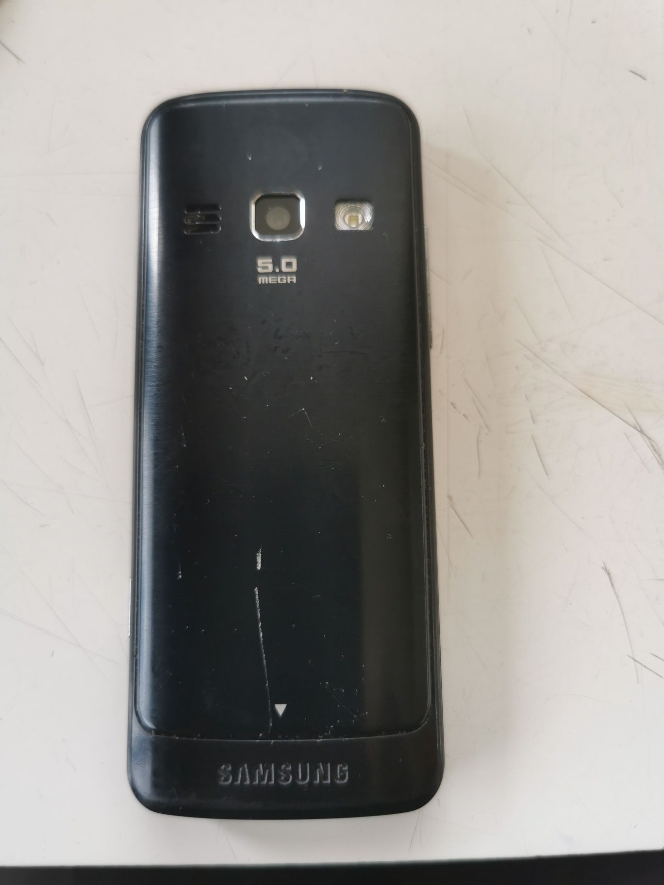 Sprzedam telefon Samsung GT-S 5611