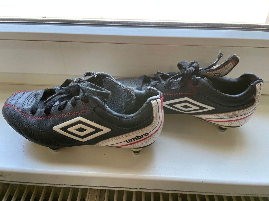 Buty piłkarskie korki Umbro roz 31,5