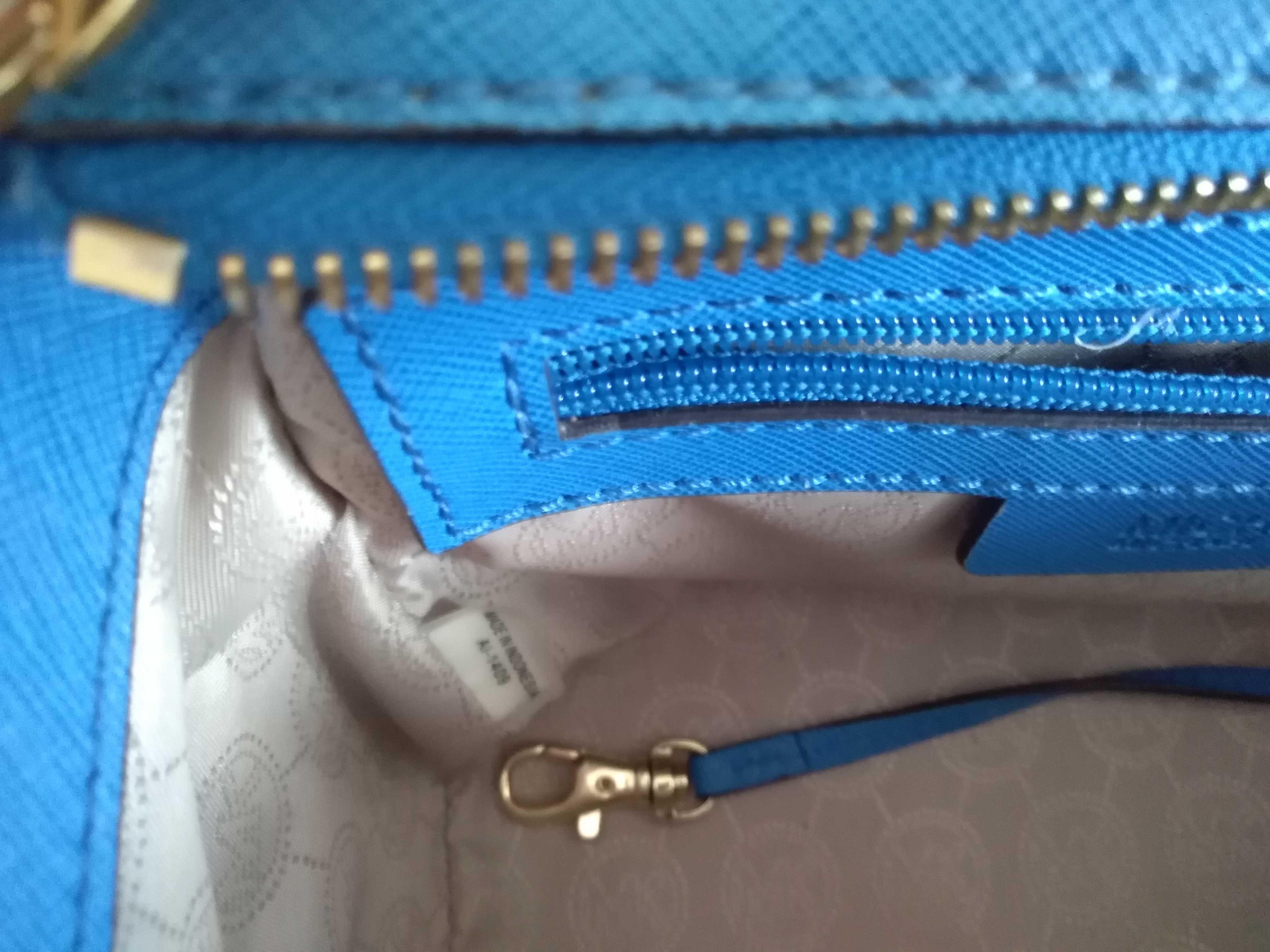 Сумка Michael Kors Selma medium.
