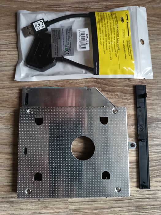 kieszeń dysku 2,5 zamiast napędu DVD