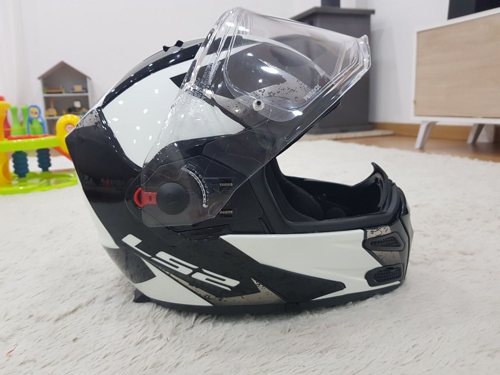 Capacete modelar LS2 Metro Evo