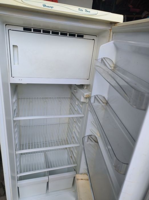 Холодильник днєпр в гарному робочому стані