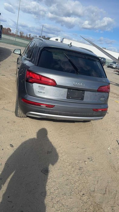 Запчастини розборка AUDi Q5 2.0 quattro 2018 2019 2020 2021 2022