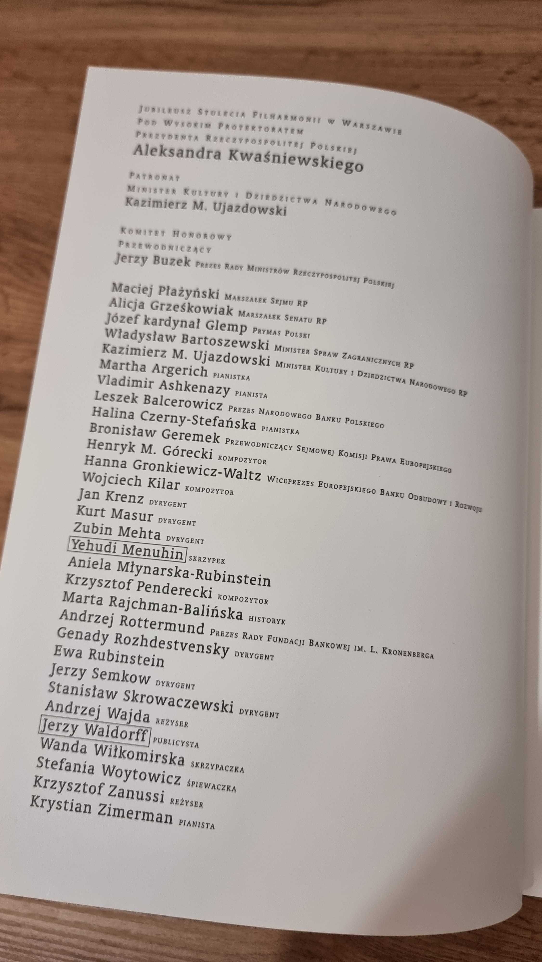 "100 lat Filharmonii w Warszawie 1901 - 2001" - z dedykacją dyrektora