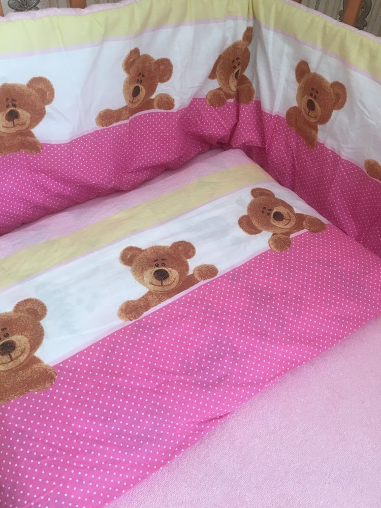 Дитяча білизна для ліжка наволочка бортики подушка покривало простинь
