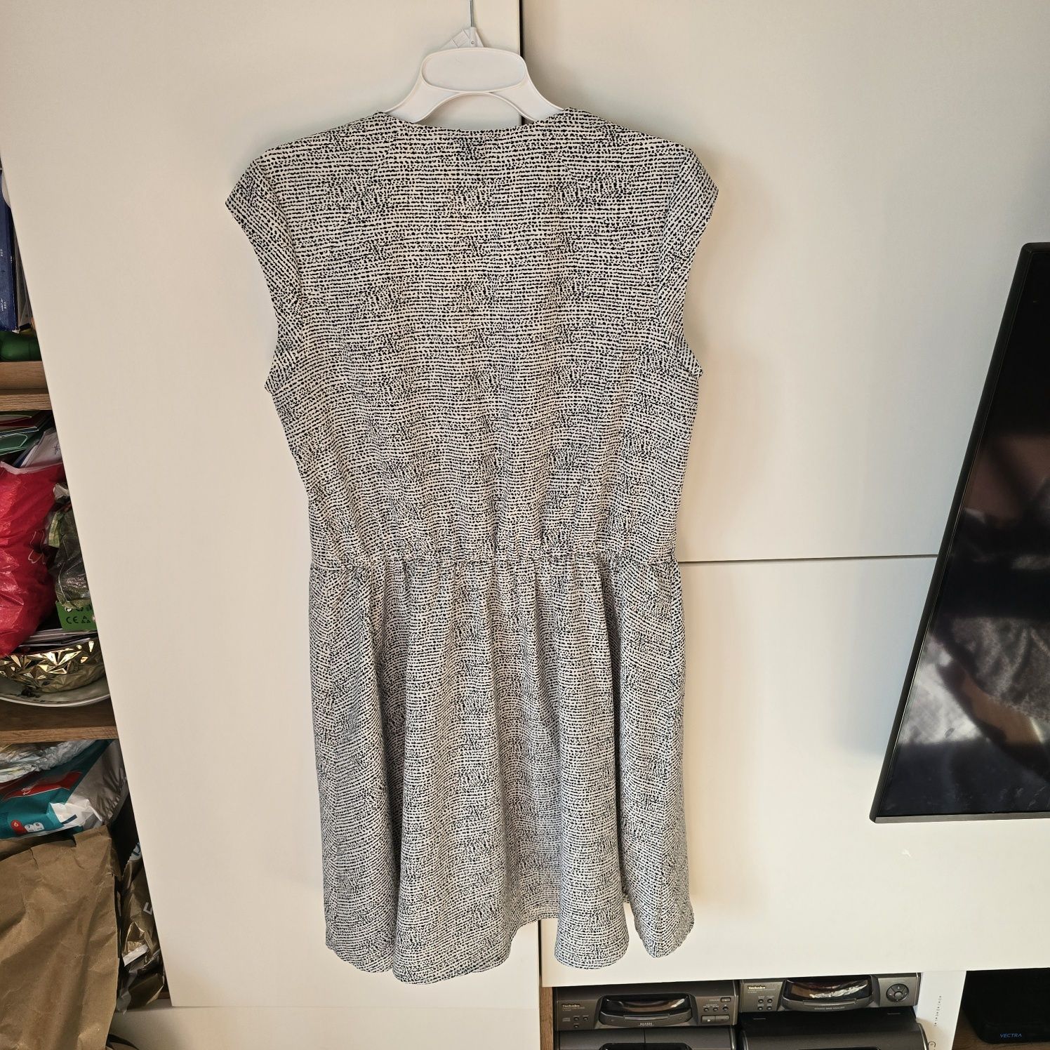 Sukienka letnia hm 44 xxl krótki rękaw
