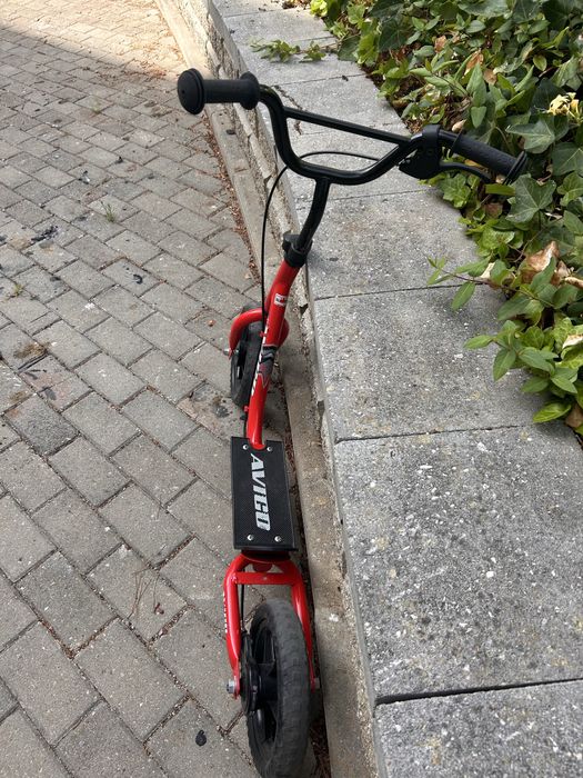 Vendo trotinete usada em bom estado para crianca