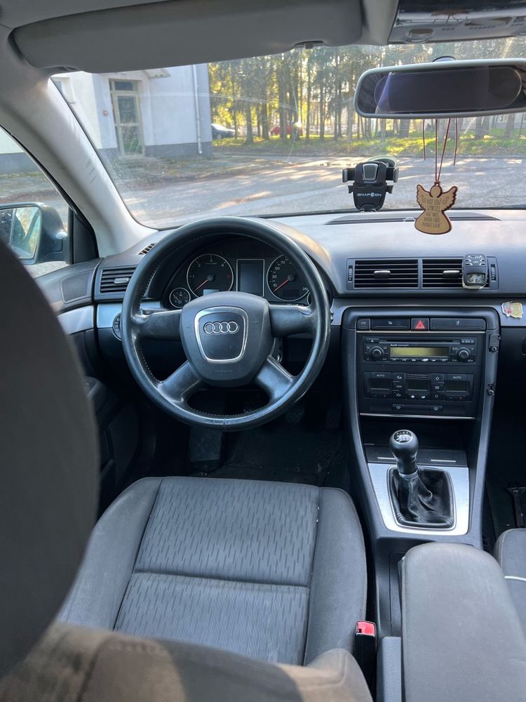 AUDI A4 2.0 TDi 2006r Kombi Hak 6 biegowa