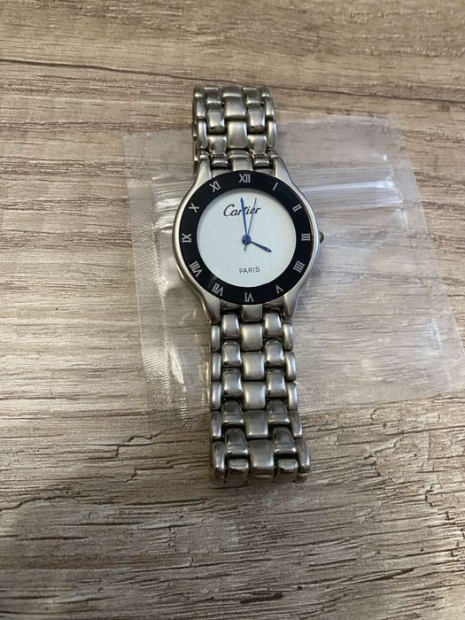 Часы Swiss made, кварцевые