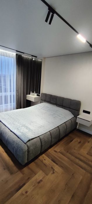 Продаж двокімнатної квартири з ремонтом