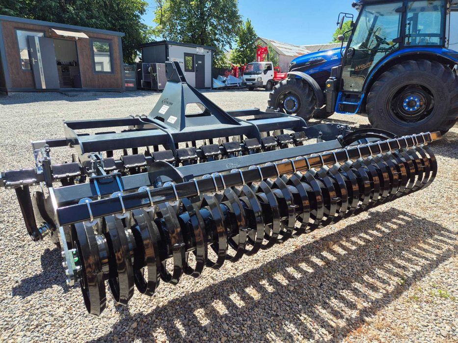 Brona talerzowa MEGA PLUS 2,5-3,0m talerze 560mm regulacja talerzówka