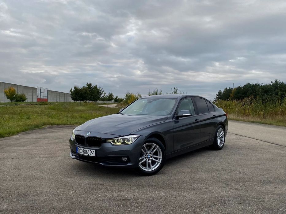 BMW Seria 3 BMW F30 2018r 318D Skora Full LED Shadow Line Kamera