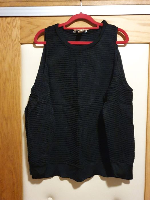 Bluzka z waflowego materiału, cold shoulderH&M, rozm.38