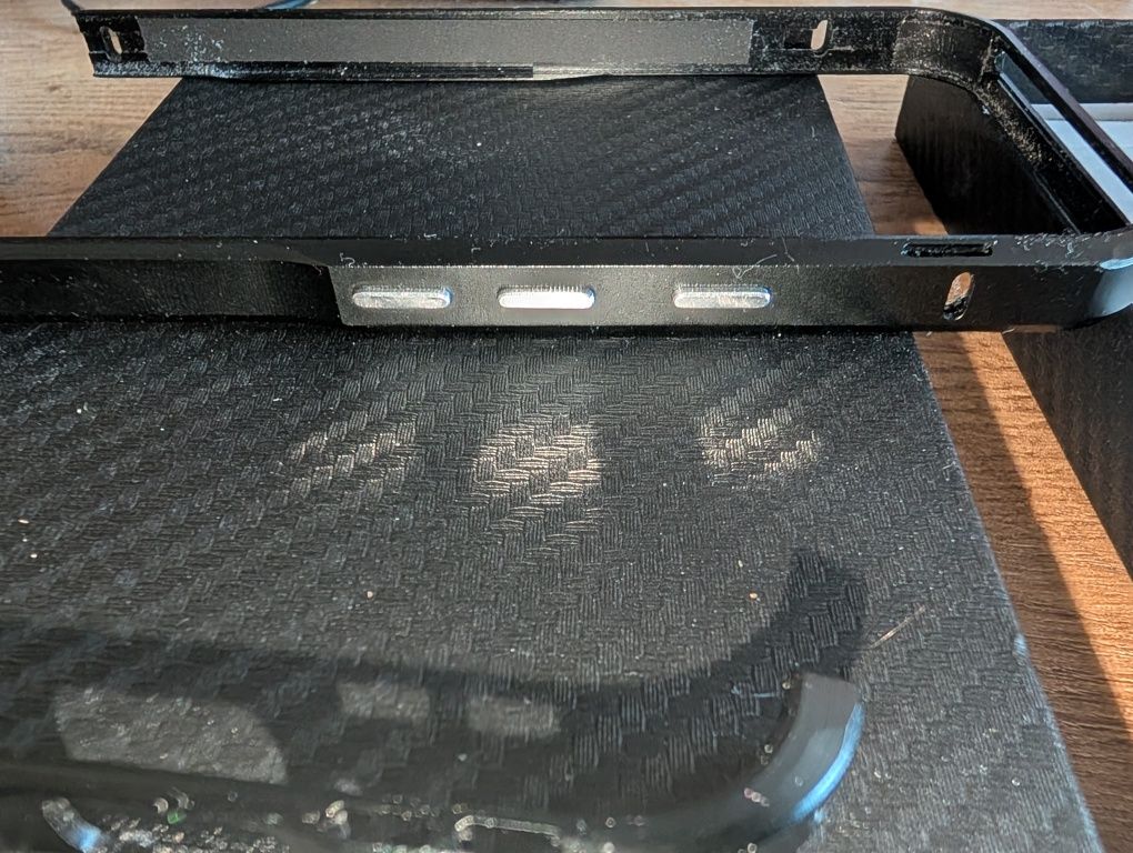 Etui pancerne i ramka metalowa Pixel 9