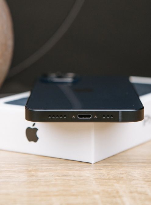 Б/У iPhone 13 128GB Midnight