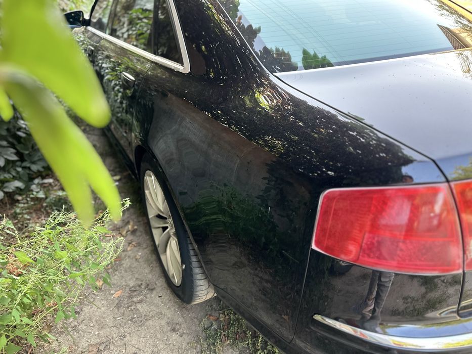 Продам Ауди A8 D3