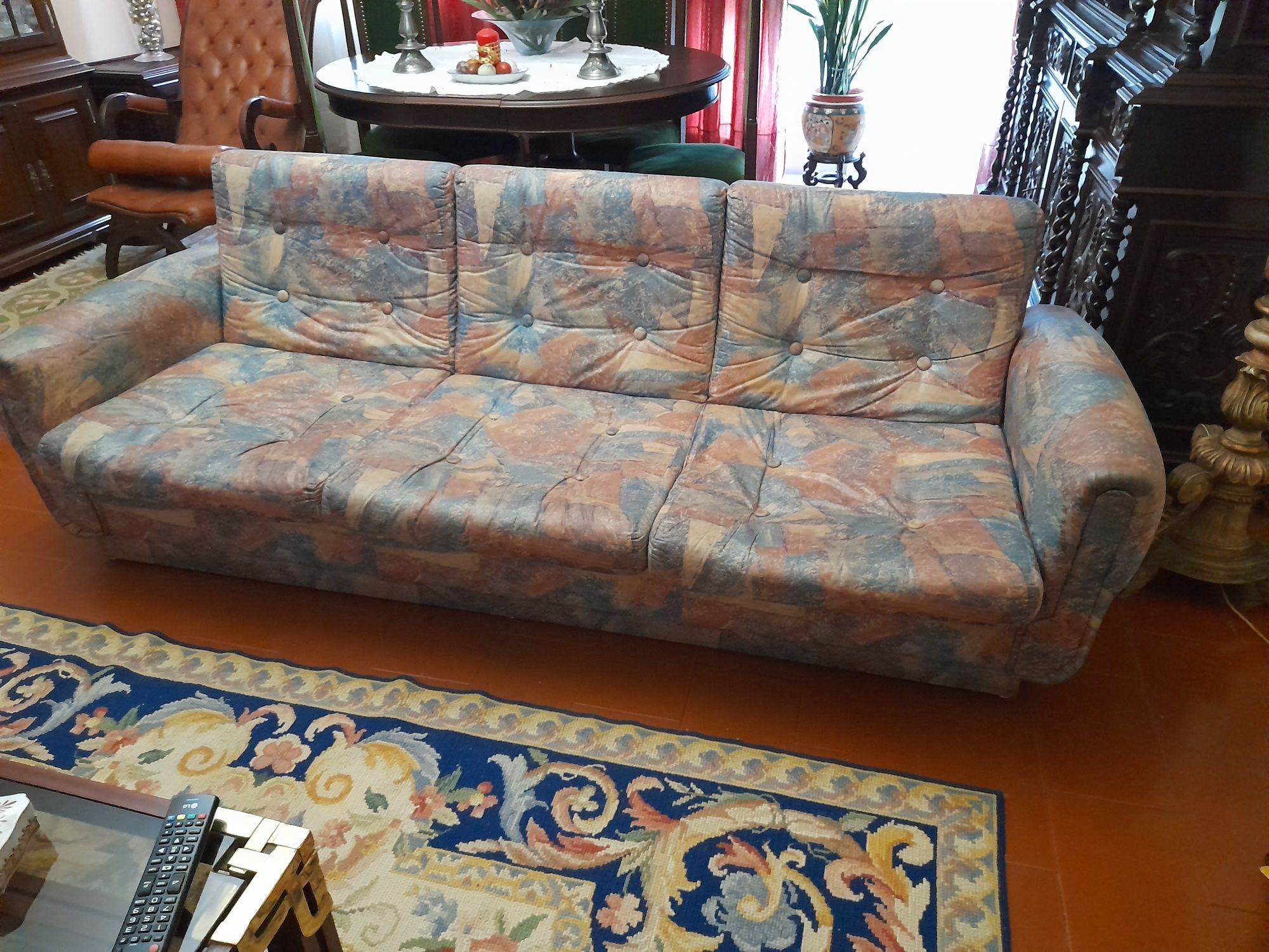 Sofa com cama francesa