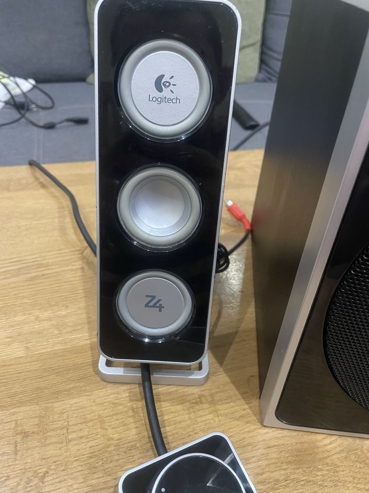 Głośniki 2.1 Logitech Z4 subwoofer jak z2300 z623