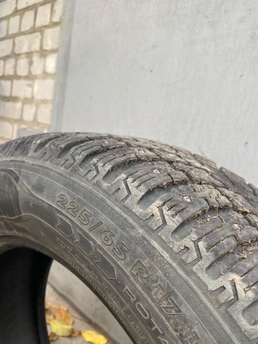 Резина зимняя 225/65 R17 шипованная