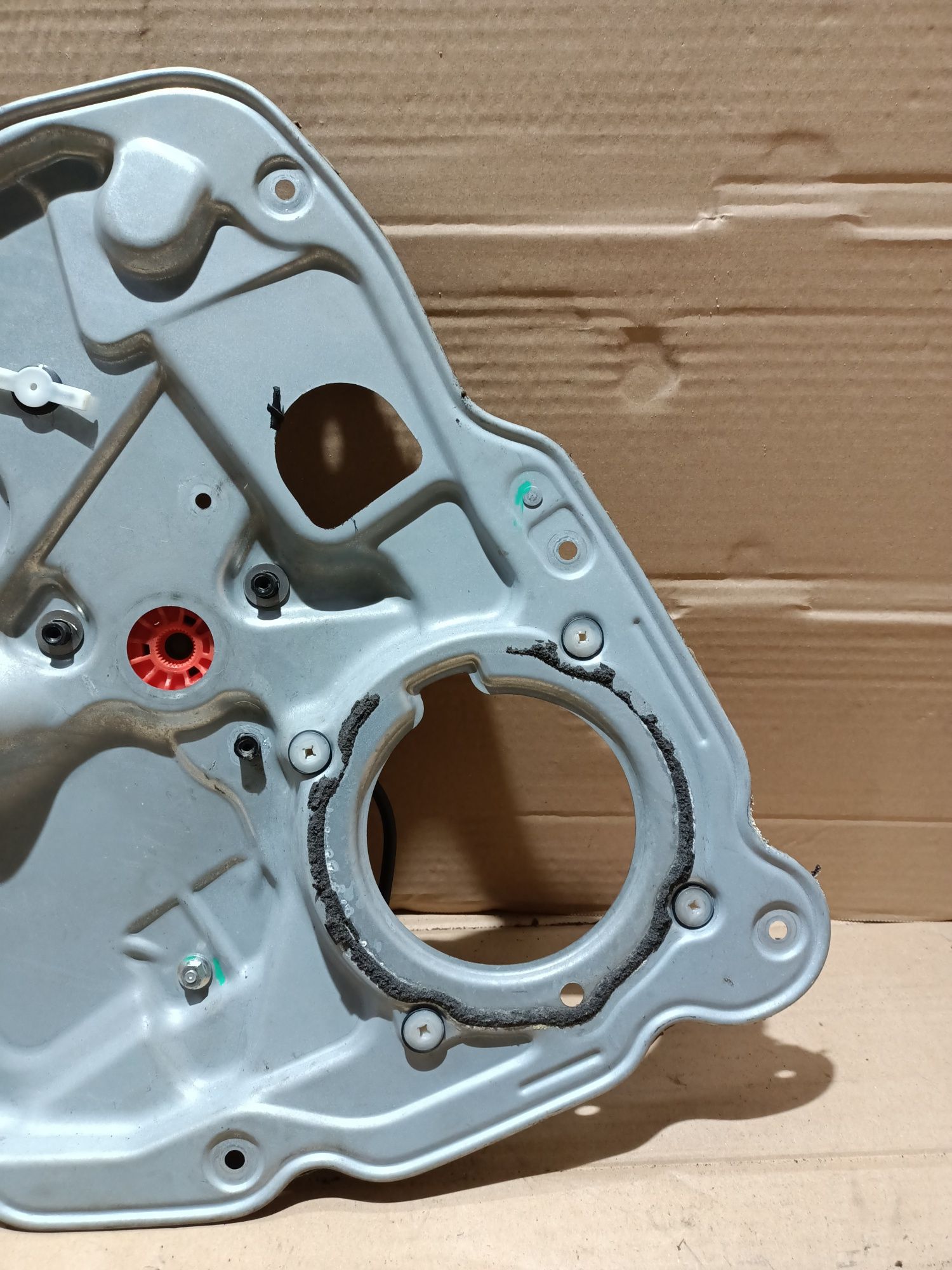 Mechanizm podnośnik szyby lewy tył tylny Alfa Romeo 159