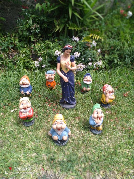 Conjunto Branca de Neve e os 7 Anões – Para Jardim – 100€