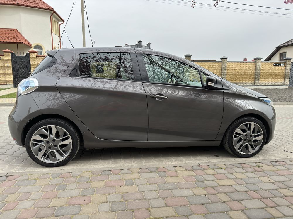 Renault zoe Bose