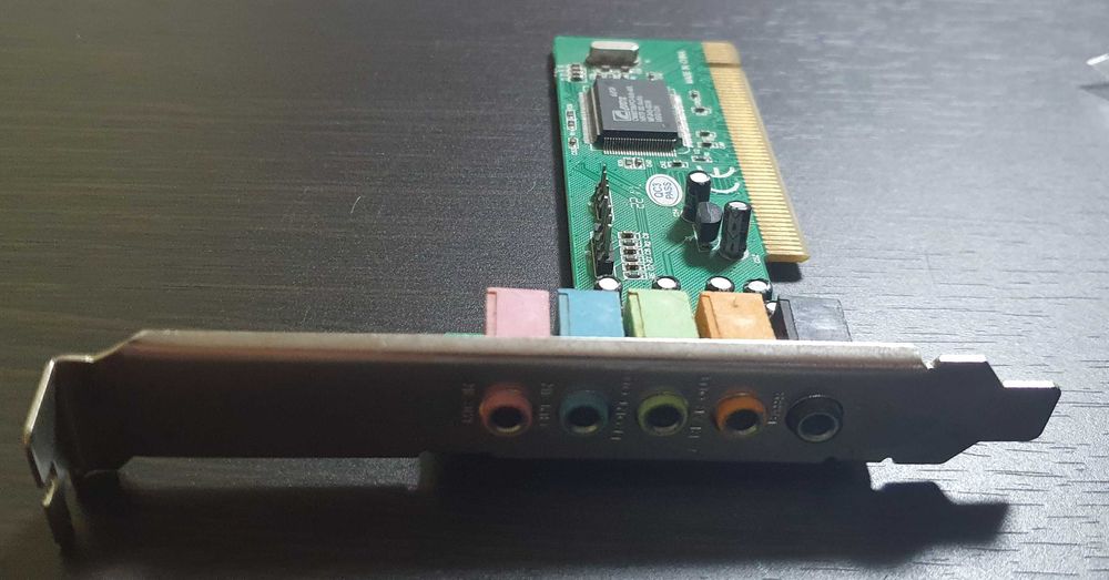 ТВ-тюнер AVerMedia AVerTV Studio 505UA з звуковою картою