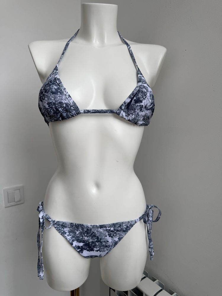 Купальник Calvin Klein. Розміри с и л хл. В наявності. Є олх